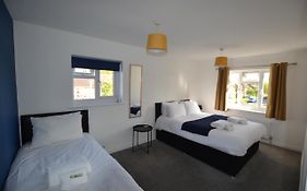 Wisteria 2 Bed House - Stayseekers